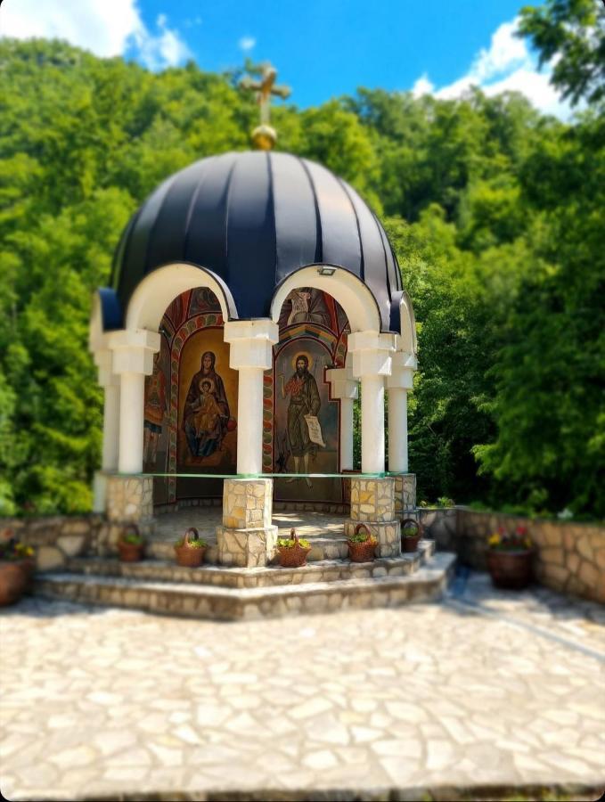 Ferienwohnung Anin Dvor Sekovici Exterior foto